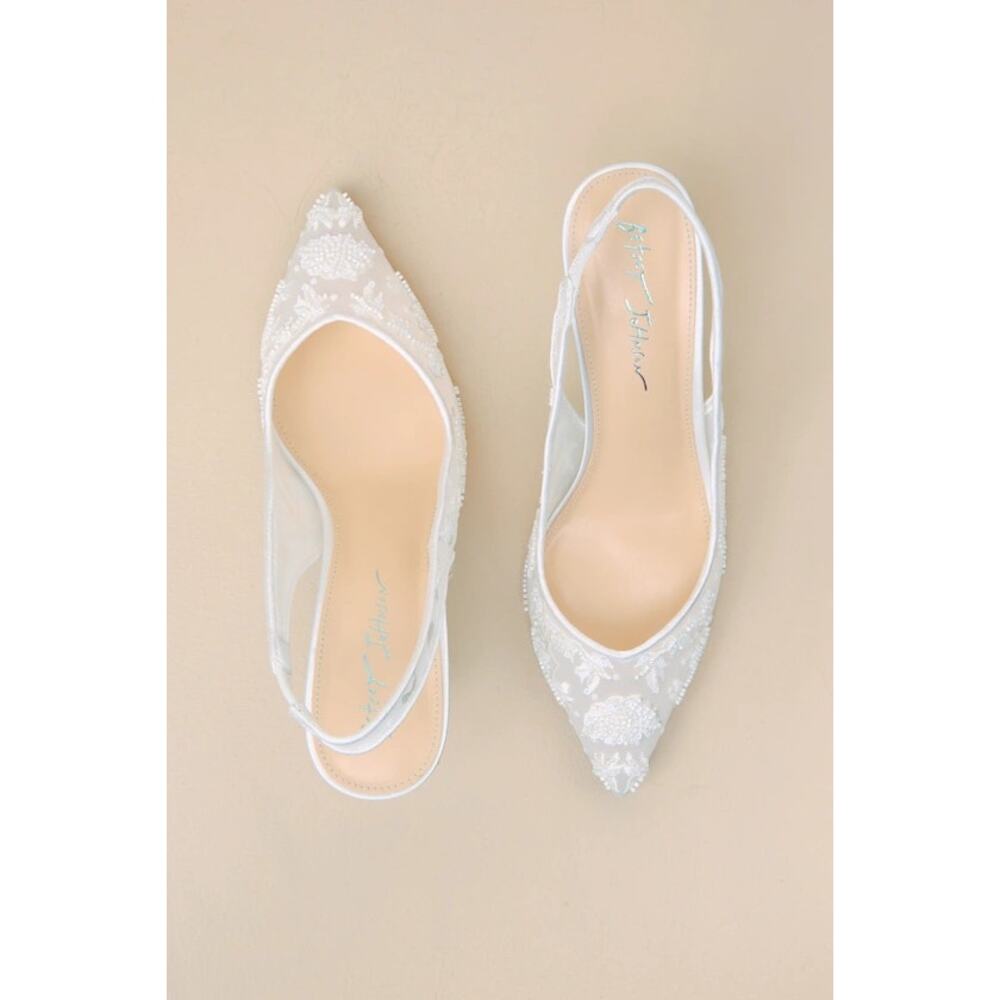NWOT Betsey Johnson Nikki Ivory Beaded Embroidered Slingback Pumps 8 - Picture 4 of 4